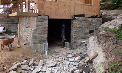 Granite veneer stone quarried on-site